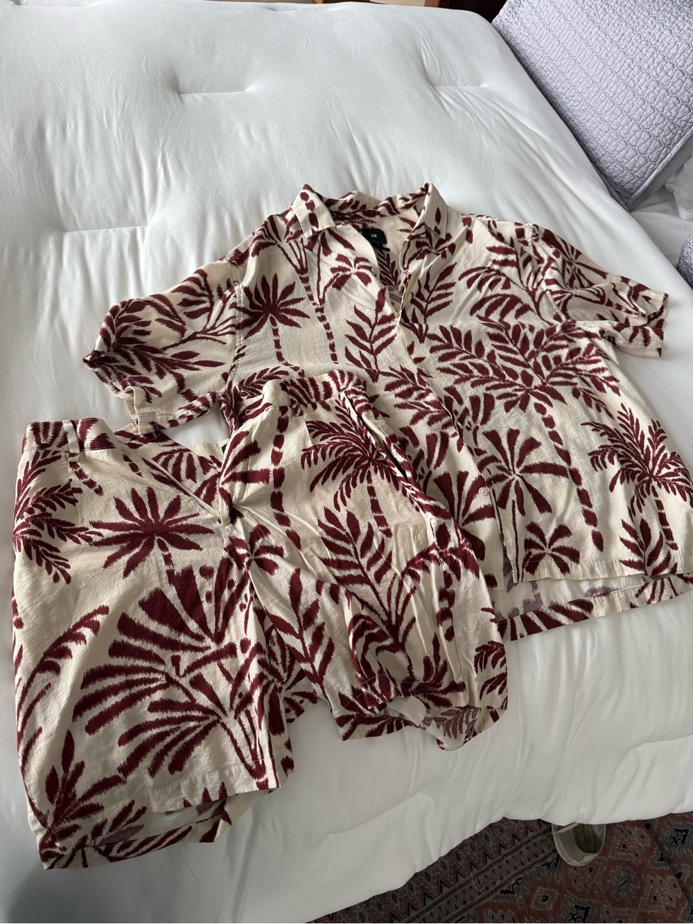 H&M Cream and Burgundy Palm-Print Relaxed Matching Set